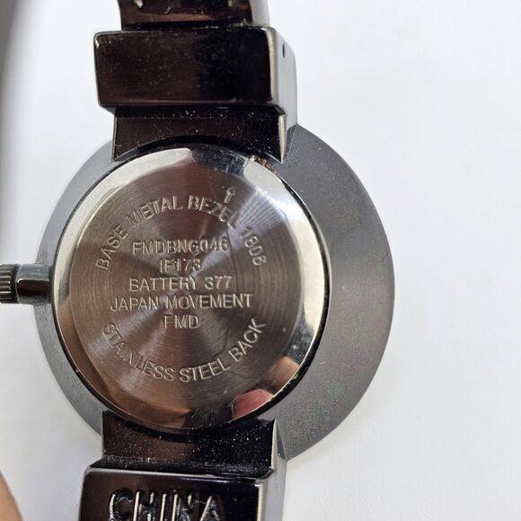 Folio Women's Cuff Watch 32MM Black Dial Black Bracelet Band 5.5" New Battery - Picture 5 of 13